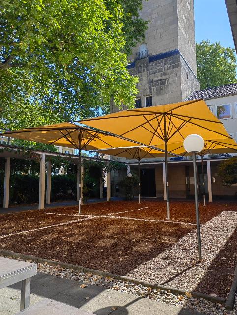 Referenz | Höschler GmbH | May Sonnenschirme (Schattello 4 x 6m) | Öffentlich